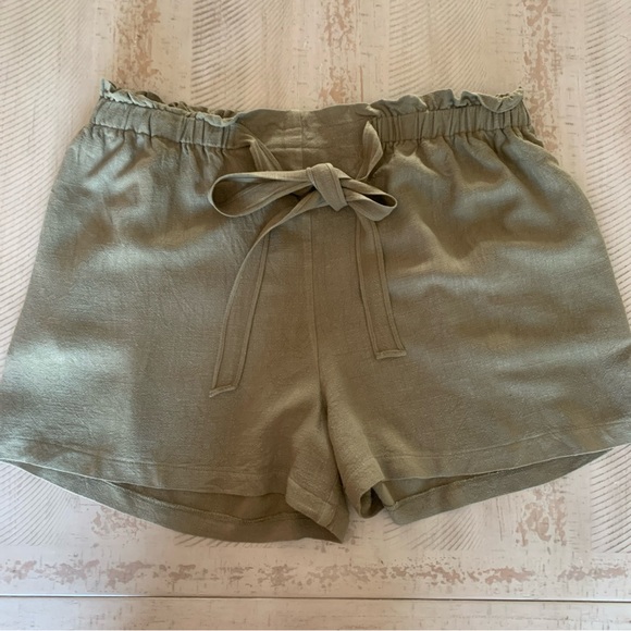 Cotton Bleu Olive Green Women's Shorts XL rayon/linen - Picture 1 of 8
